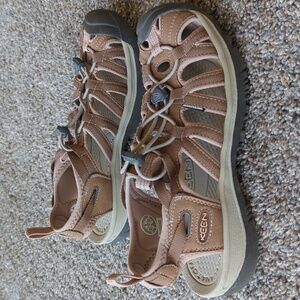 Keene Women's Whisper Closed Toe Sports Sandals - 9
